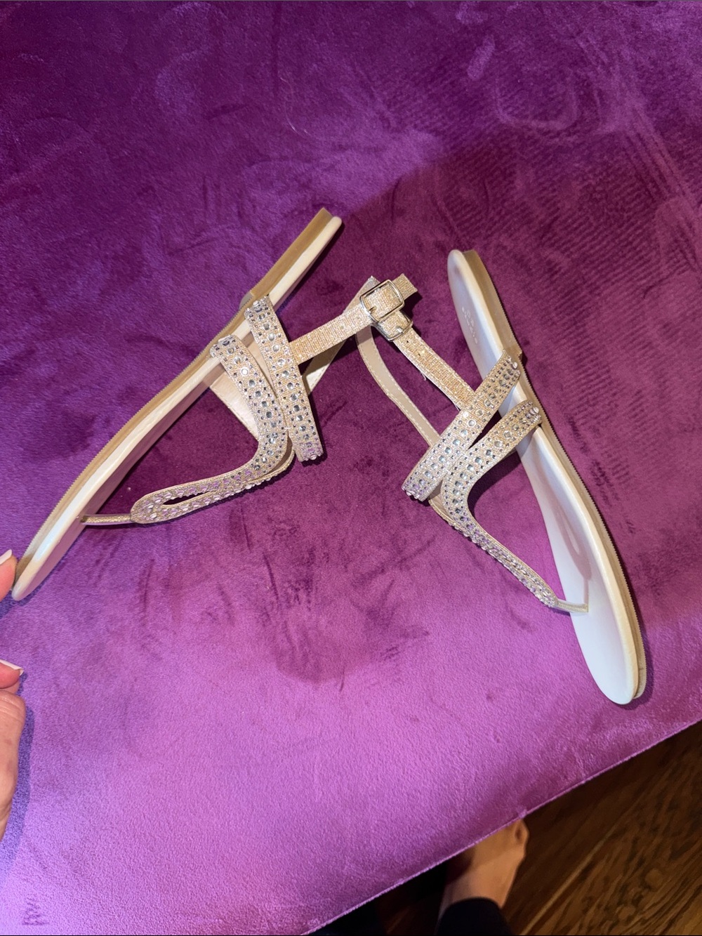 David’s Bridal DB Studio Rhinestone T-Strap Champagne Flat Sandals Ankle Strap 7 - Picture 9 of 12
